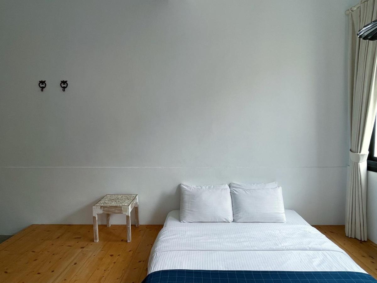 8 Door老宅民宿 Heng-ch'un Extérieur photo
